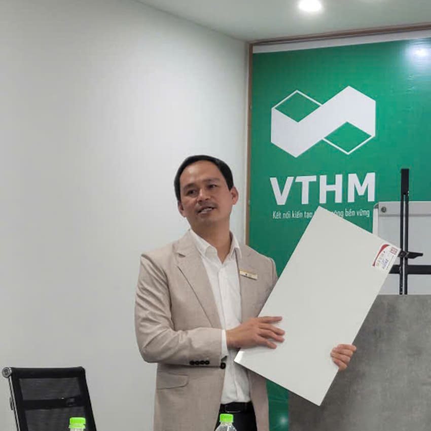 Vách Tắm.VN - Vách tắm kính thế hệ mới Anh Tung Linh Dam