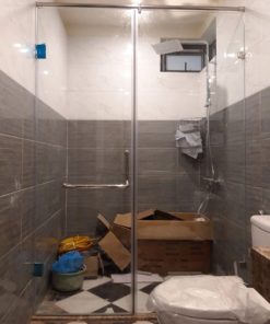 vách tắm kính chặn nước