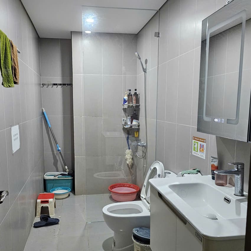 Vách kính phòng tắm không cửa - Không viền