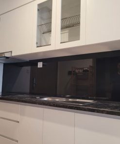 Kính ốp bếp Hải Long - Kính cường lực sơn màu theo yêu cầu Kính ốp bếp hải long màu đen